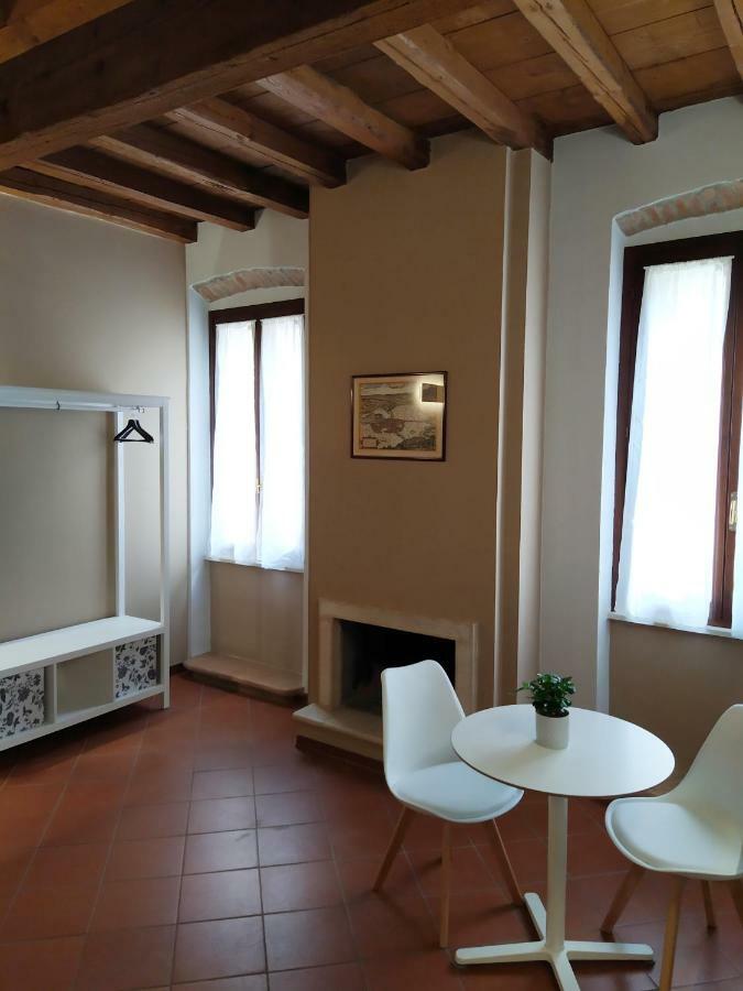 Carducci 49 Hotel Mantova Exterior photo